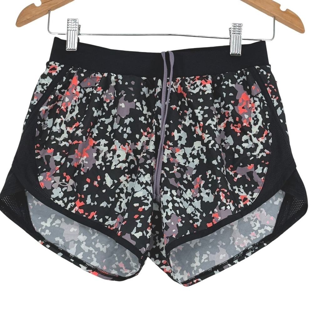Under Armour Fly By 2.0 Printed Running Shorts Black Coral XS 1350198-009